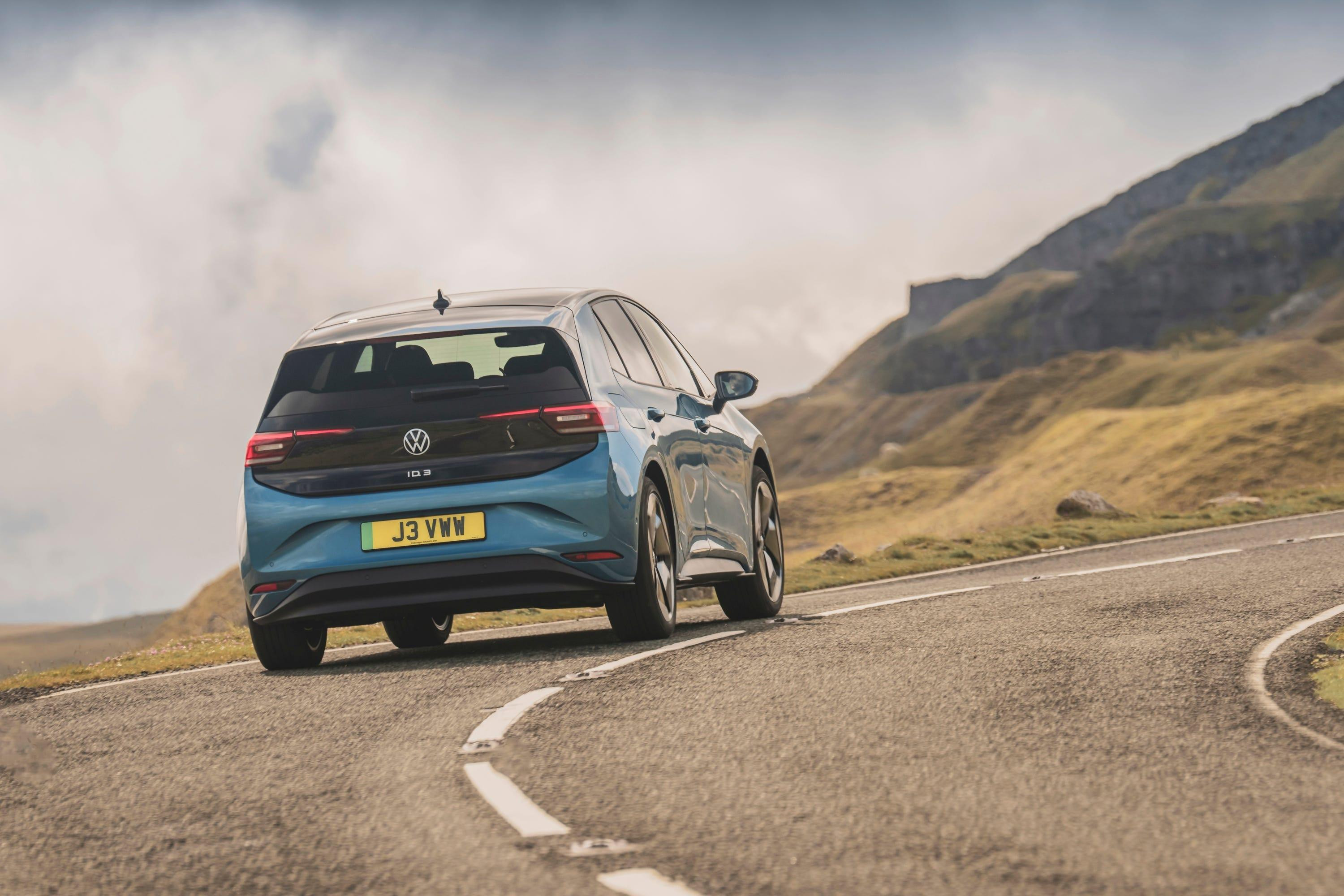 VW ID3 driving VW ID3 driving